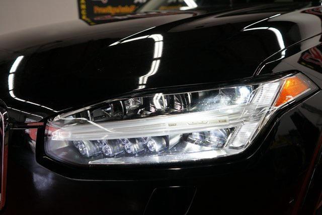 used 2022 Volvo XC90 car, priced at $29,985