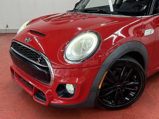 used 2018 MINI Hardtop car, priced at $15,485