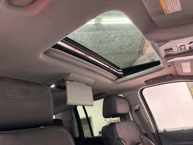 used 2016 GMC Yukon XL car, priced at $20,985