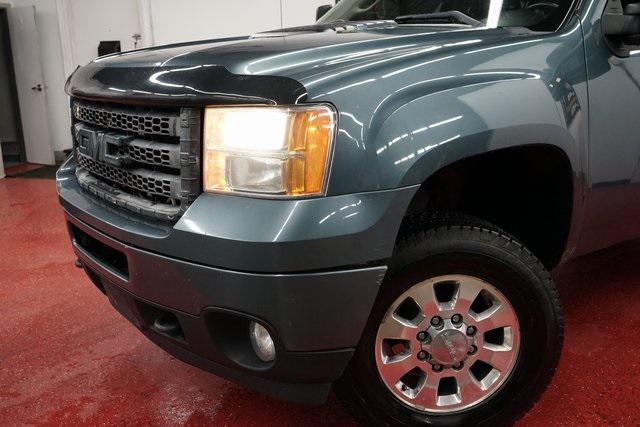 used 2012 GMC Sierra 2500 car, priced at $19,900