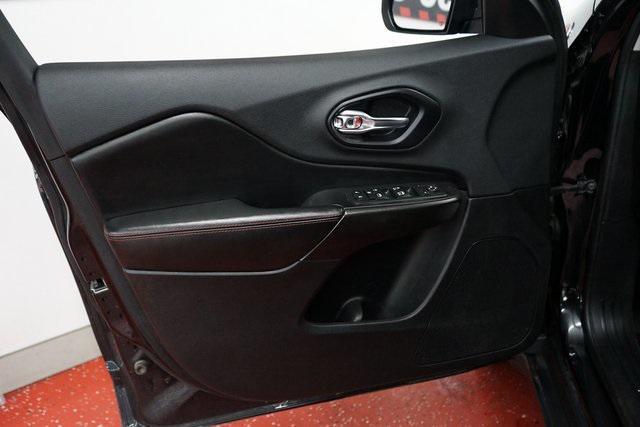 used 2019 Jeep Cherokee car, priced at $14,985