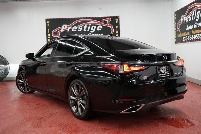 used 2019 Lexus ES 350 car, priced at $26,900