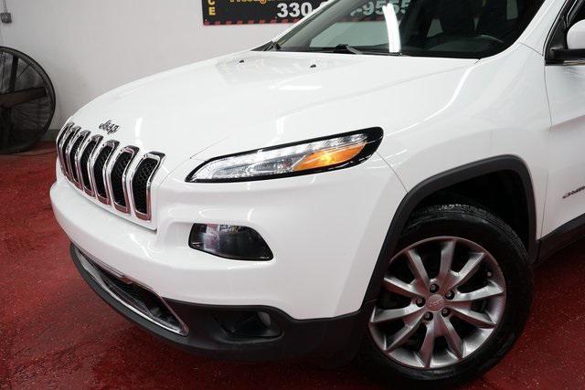 used 2018 Jeep Cherokee car, priced at $14,841