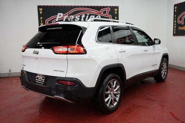 used 2018 Jeep Cherokee car, priced at $14,841