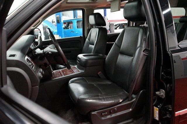 used 2014 Chevrolet Suburban car, priced at $16,932