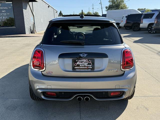 used 2020 MINI Hardtop car, priced at $15,711