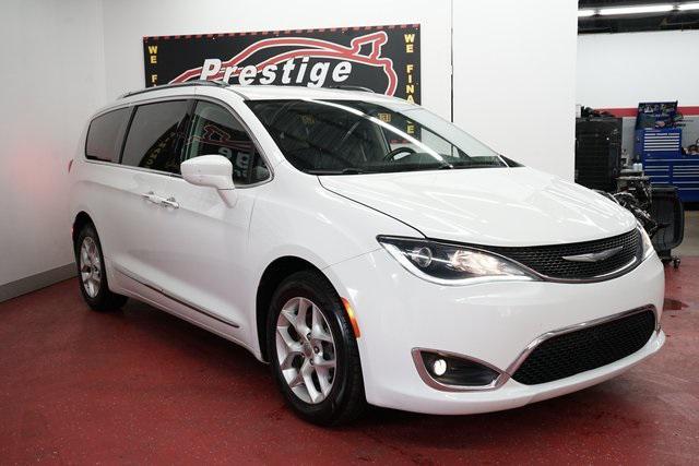 used 2017 Chrysler Pacifica car, priced at $13,301