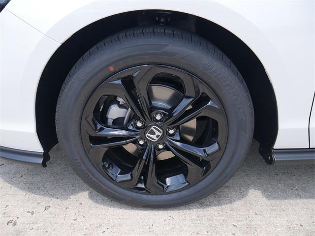 new 2025 Honda Accord car, priced at $30,725