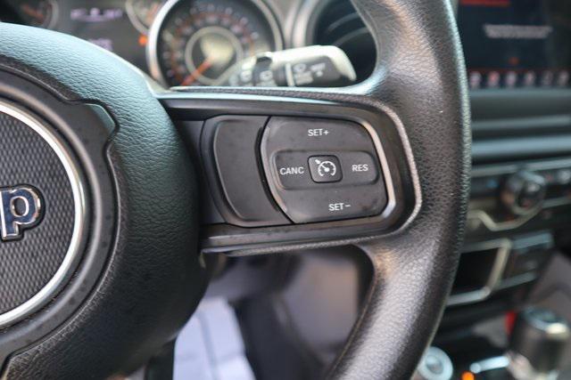 used 2022 Jeep Wrangler Unlimited car, priced at $27,250