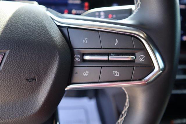 used 2024 Chevrolet Traverse car, priced at $43,900