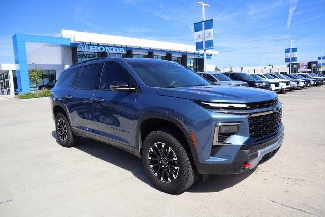 used 2024 Chevrolet Traverse car, priced at $43,900