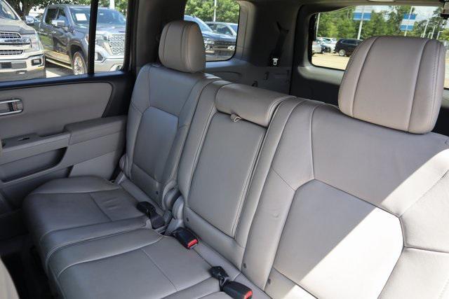 used 2015 Honda Pilot car, priced at $13,500