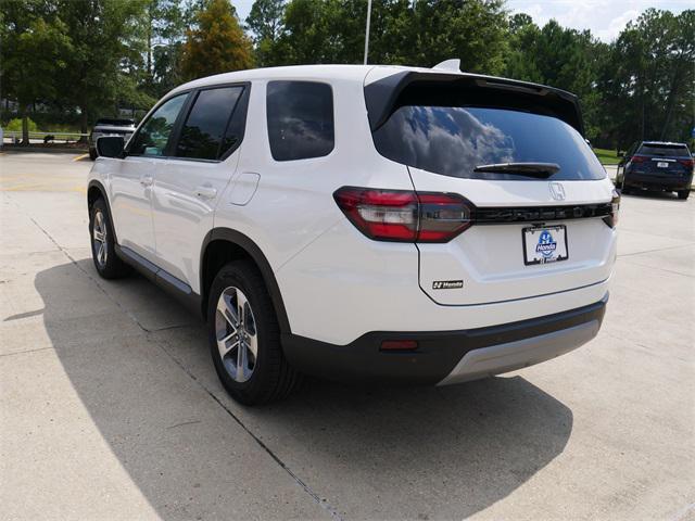 new 2025 Honda Pilot car, priced at $43,375