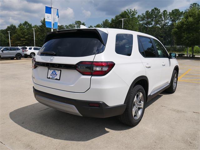 new 2025 Honda Pilot car, priced at $43,375