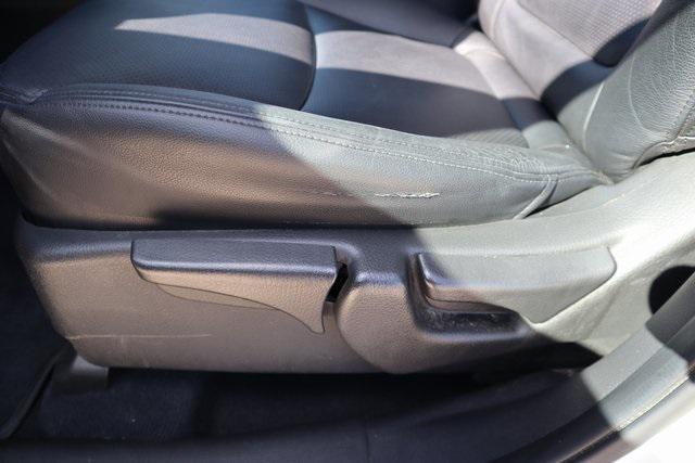 used 2014 Kia Sorento car, priced at $10,900