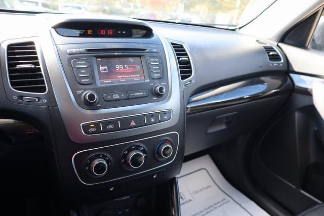 used 2014 Kia Sorento car, priced at $10,900