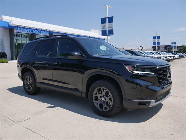 new 2025 Honda Pilot car, priced at $48,842