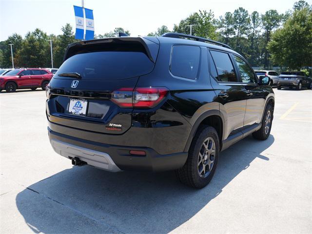 new 2025 Honda Pilot car, priced at $48,842