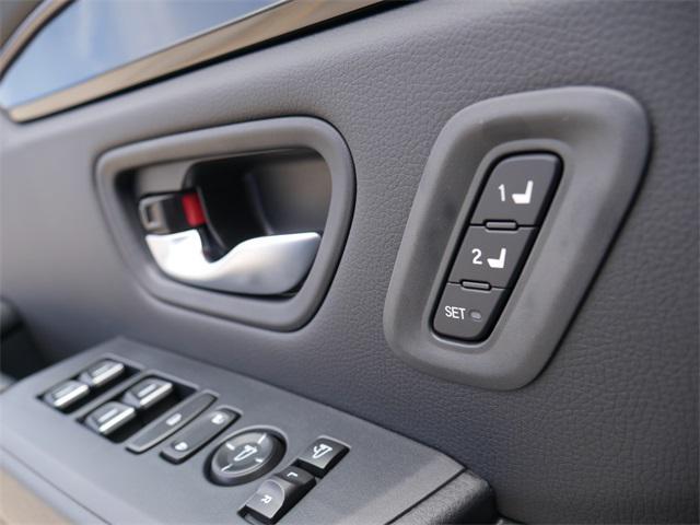 new 2025 Honda Pilot car, priced at $48,842