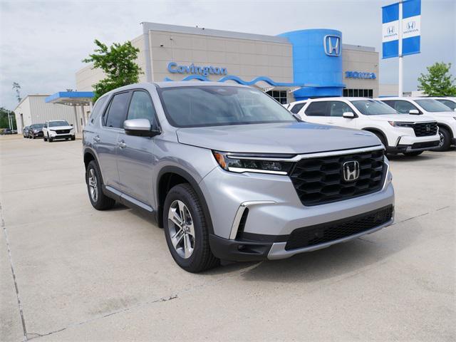 new 2025 Honda Pilot car, priced at $44,918