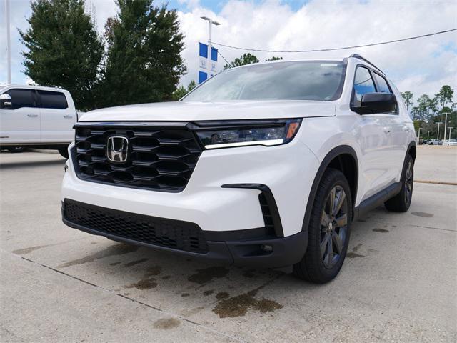 new 2025 Honda Pilot car, priced at $42,050