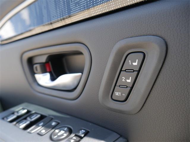 new 2025 Honda Pilot car, priced at $50,872