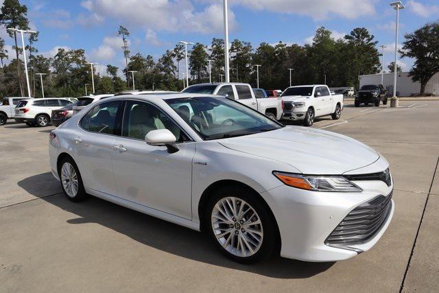 used 2018 Toyota Camry Hybrid car, priced at $18,500