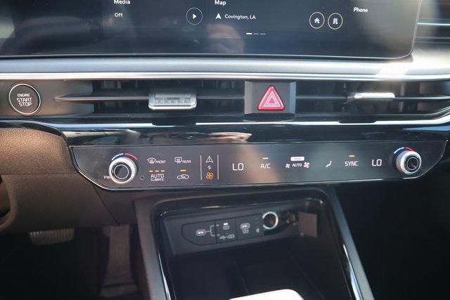 used 2025 Kia K5 car, priced at $25,500