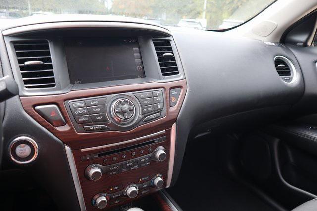 used 2019 Nissan Pathfinder car, priced at $20,000