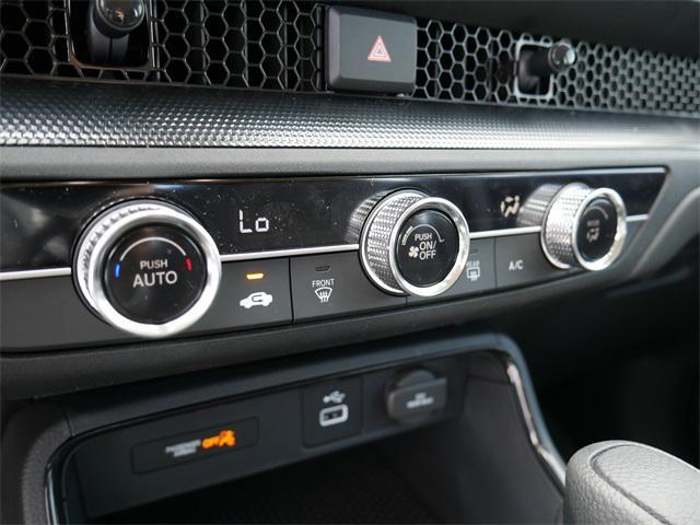 used 2025 Honda CR-V car, priced at $30,962