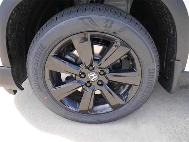 new 2025 Honda Pilot car, priced at $52,676