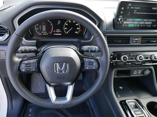 new 2025 Honda Pilot car, priced at $43,922