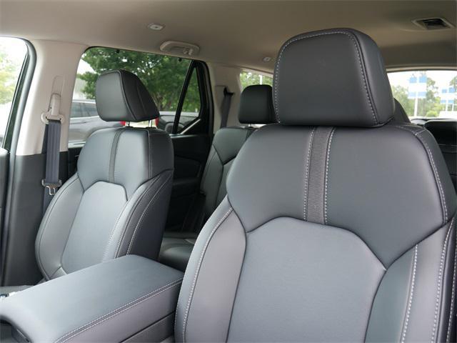 new 2025 Honda Pilot car, priced at $45,700