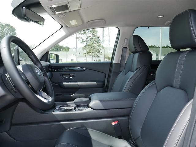 new 2025 Honda Pilot car, priced at $43,375