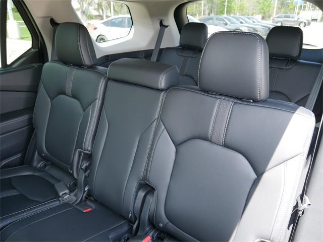 new 2025 Honda Pilot car, priced at $43,375