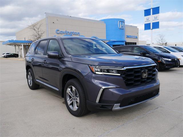 new 2025 Honda Pilot car, priced at $47,050