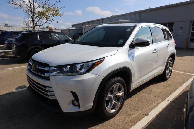used 2017 Toyota Highlander car, priced at $18,900