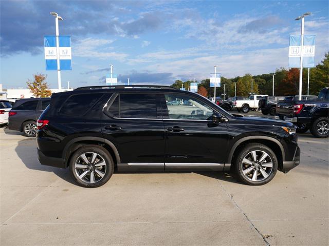 new 2025 Honda Pilot car, priced at $48,950