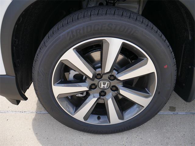 new 2025 Honda Pilot car, priced at $54,985