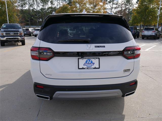 new 2025 Honda Pilot car, priced at $54,985