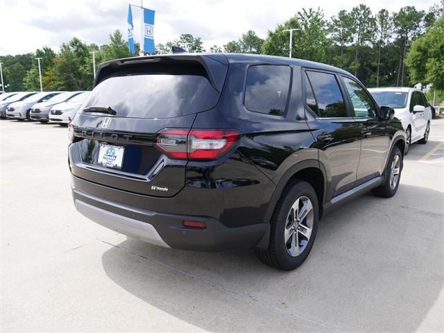 new 2025 Honda Pilot car, priced at $47,050