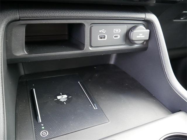 new 2025 Honda Pilot car, priced at $45,345