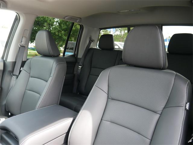 new 2025 Honda Ridgeline car, priced at $42,922