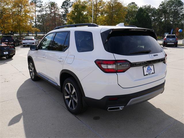 new 2025 Honda Pilot car, priced at $49,405