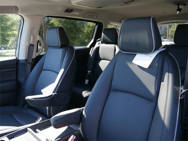 new 2026 Honda Odyssey car, priced at $47,990