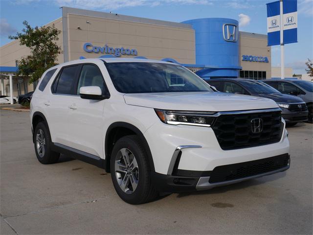 new 2025 Honda Pilot car, priced at $45,345