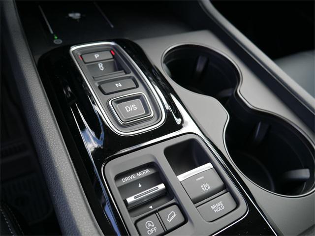 new 2025 Honda Pilot car, priced at $45,345