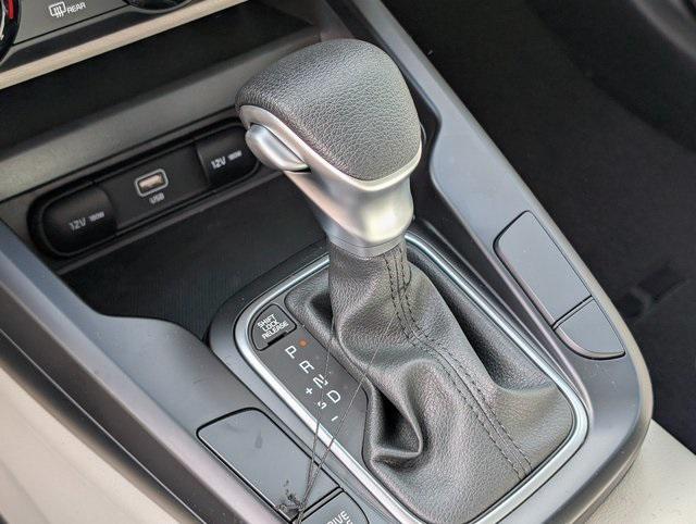 new 2025 Kia Soul car, priced at $21,601