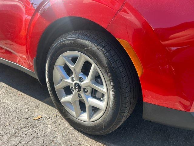 used 2021 Kia Soul car, priced at $15,428