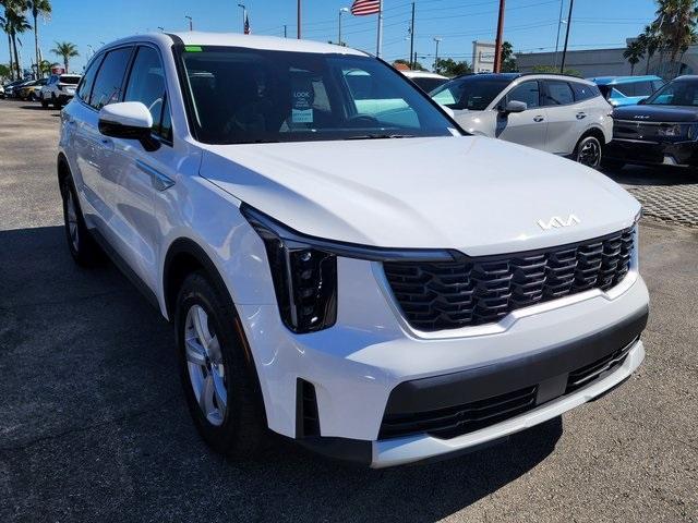 new 2025 Kia Sorento car, priced at $31,260